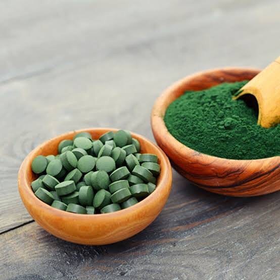 Tảo lục Chlorella Royay DX xuất xứ Nhật Bản 1550 viên
